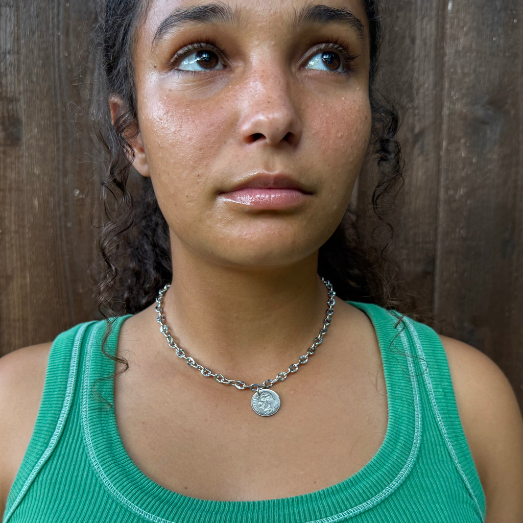 USD Necklace (America)